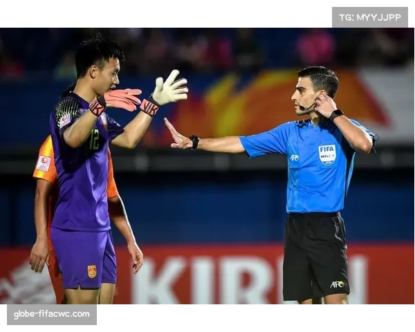 四川青年竞技球员柳锐晨独中两元 球队受罚掩亮点